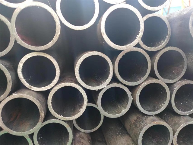 天津10#结构用无缝钢管